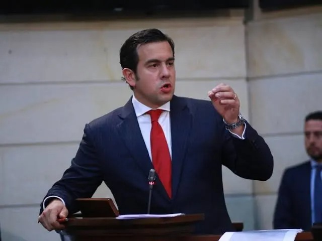 Política