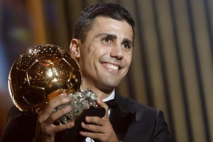 RODRI HERNANDEZ, ELEGIDO COMO EL BALÓN DE ORO 2024